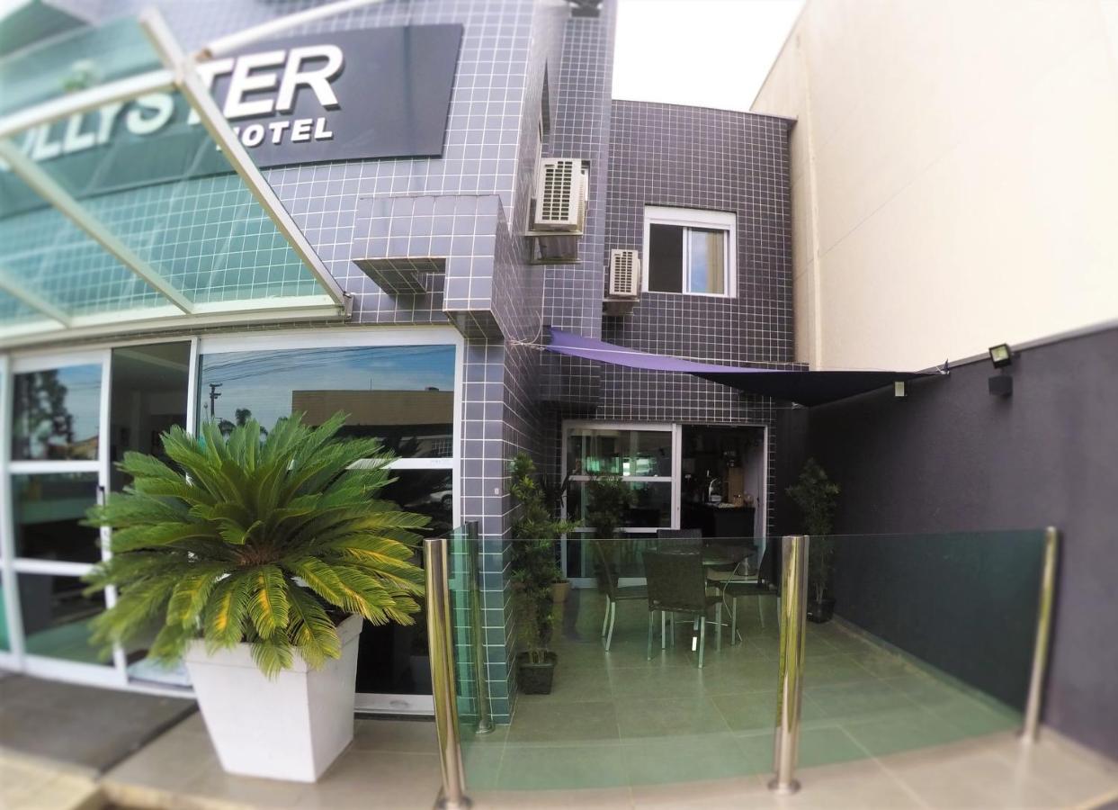 Hollyster Hotel Pinhais Exterior foto